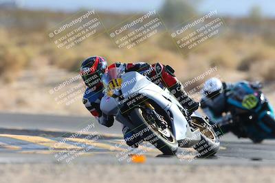 media/Nov-16-2024-CVMA (Sat) [[0e4bb1f32f]]/Race 9-Amateur Supersport Middleweight/